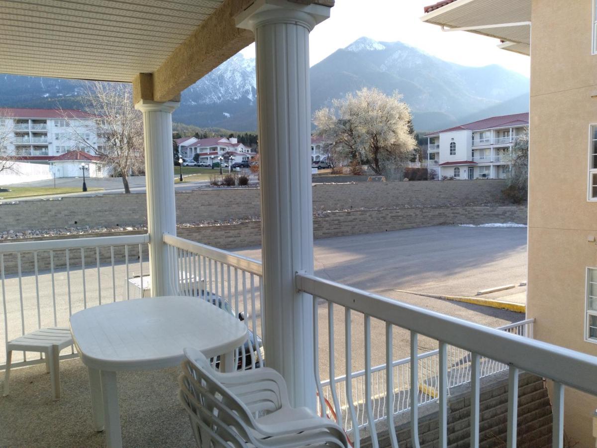 Fairmont Mountain View Villas Fairmont Hot Springs Exterior photo